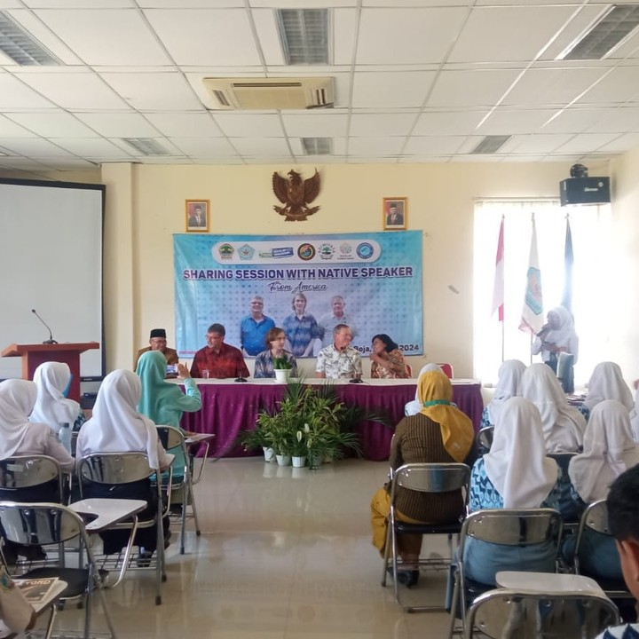 Image of Kegiatan Penyuluhan Kesehatan Reproduksi dan Pencegahan Kekerasan pada Perempuan dan Anak Oleh Puskesmas Boja I bersama Siswa SMA N 1 Boja serta Guru