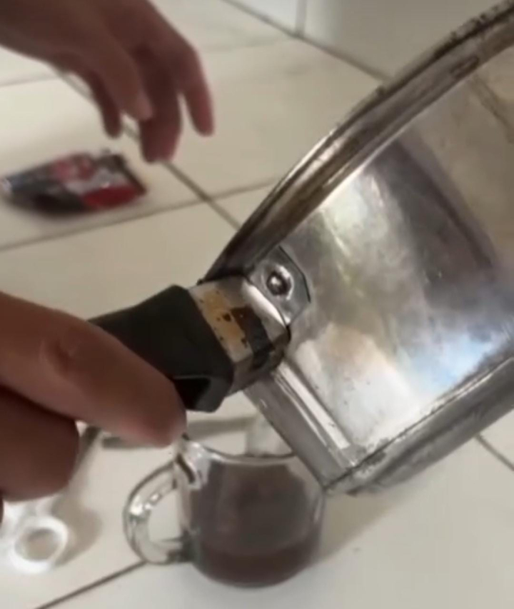 Image of Scrub Kopi Untuk Pemanfaatan Bahan Alami Tak Terpakai
