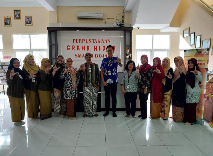 Image of Penguatan dan motivasi peningkatan literasi oleh kepala Dinarpus Kabupaten kendal