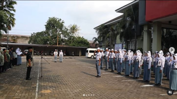 Image of Latihan Dasar Kepemimpinan OSIS dan MPK SMA Negeri 1 Boja: Membentuk Pemimpin Muda Berkarakter